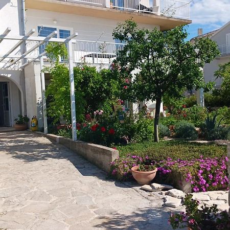 Sunce Apartamento Primošten Exterior foto
